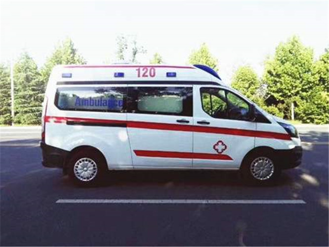 尉犁救护车出租服务案例6